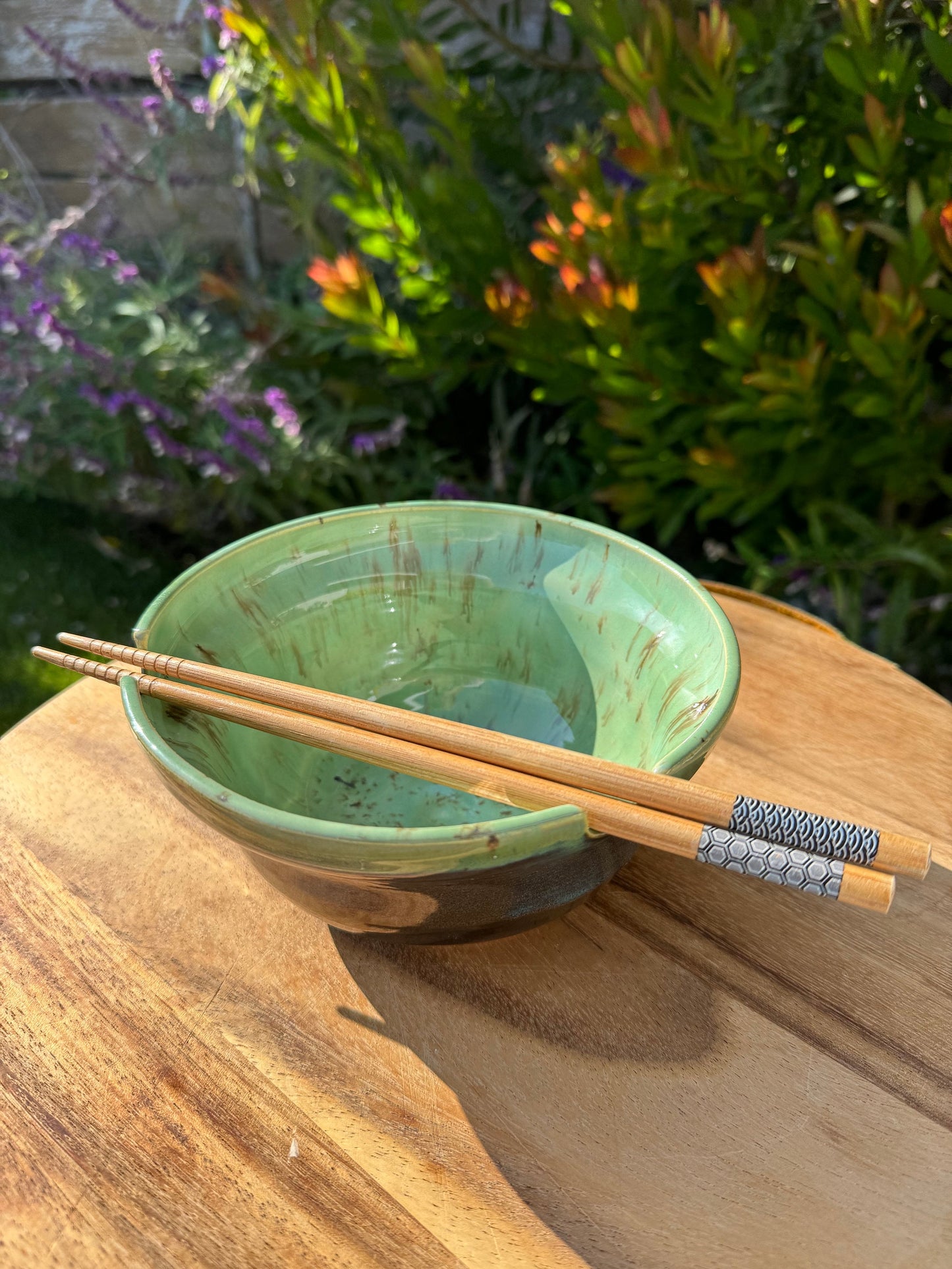 Soup Ceramic Bowls, Chopstick Rest Notches on Rim, Noodle Ramen Pho Poke Rice Grain