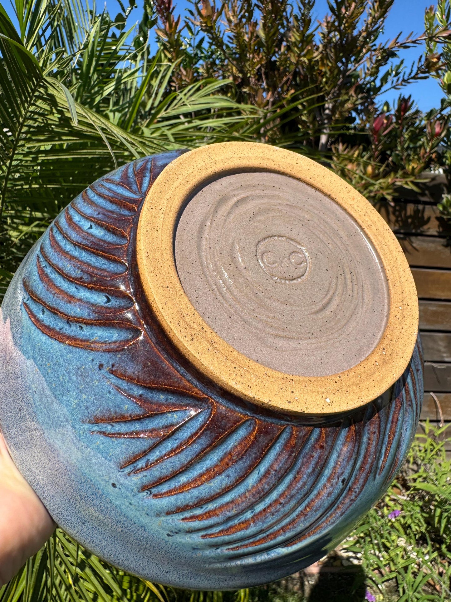 Large Serving Bowls, Hand-carved Designed Tableware, Home Accent Art