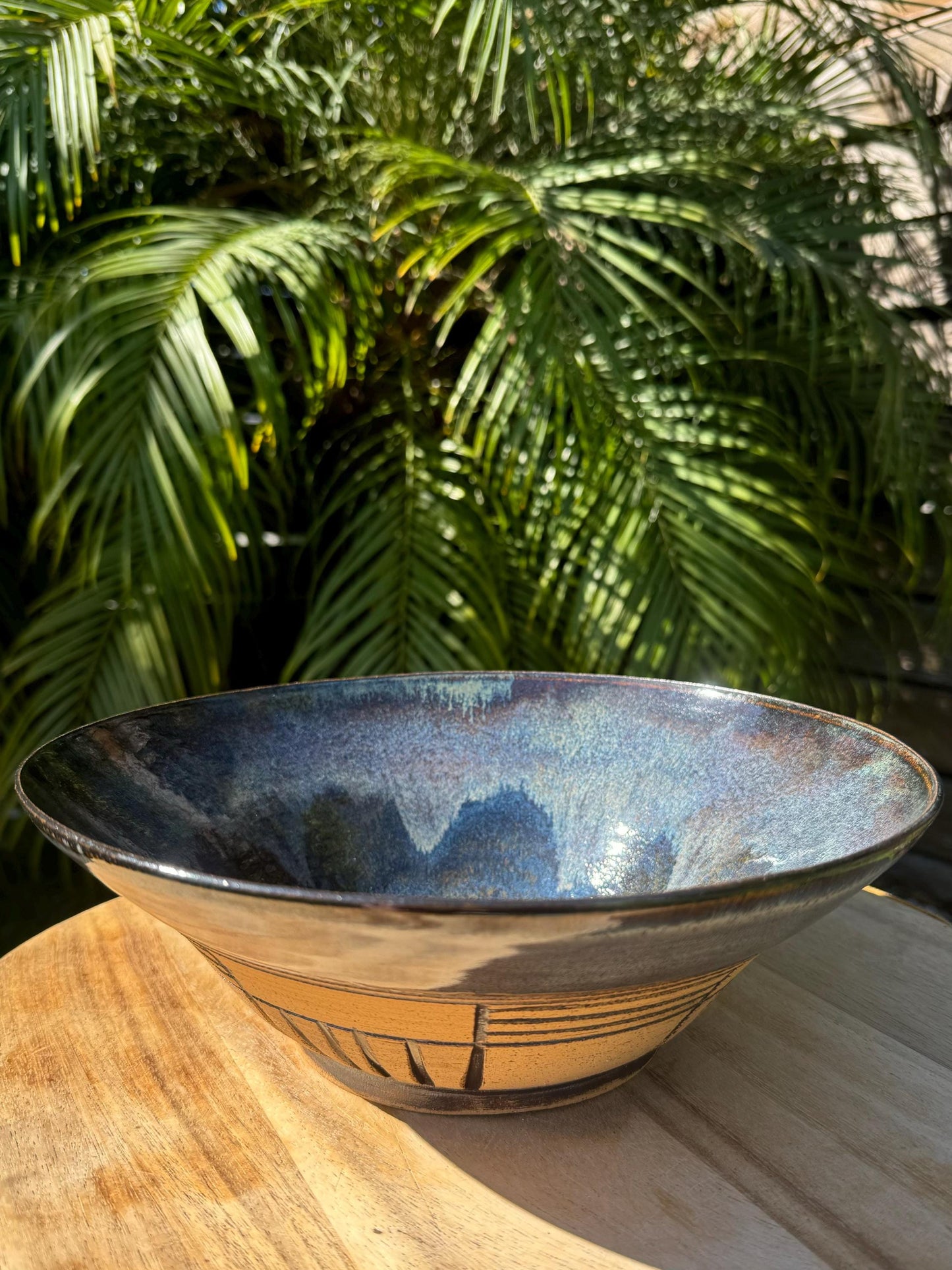 Large Serving Bowls, Hand-carved Designed Tableware, Home Accent Art