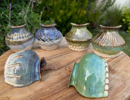 Hanging Wall Pocket Vases, Handmade Plant Pots with Copper Wire Hook, Beach Blue Glazed Ceramics — Wheel-thrown Stoneware Pottery