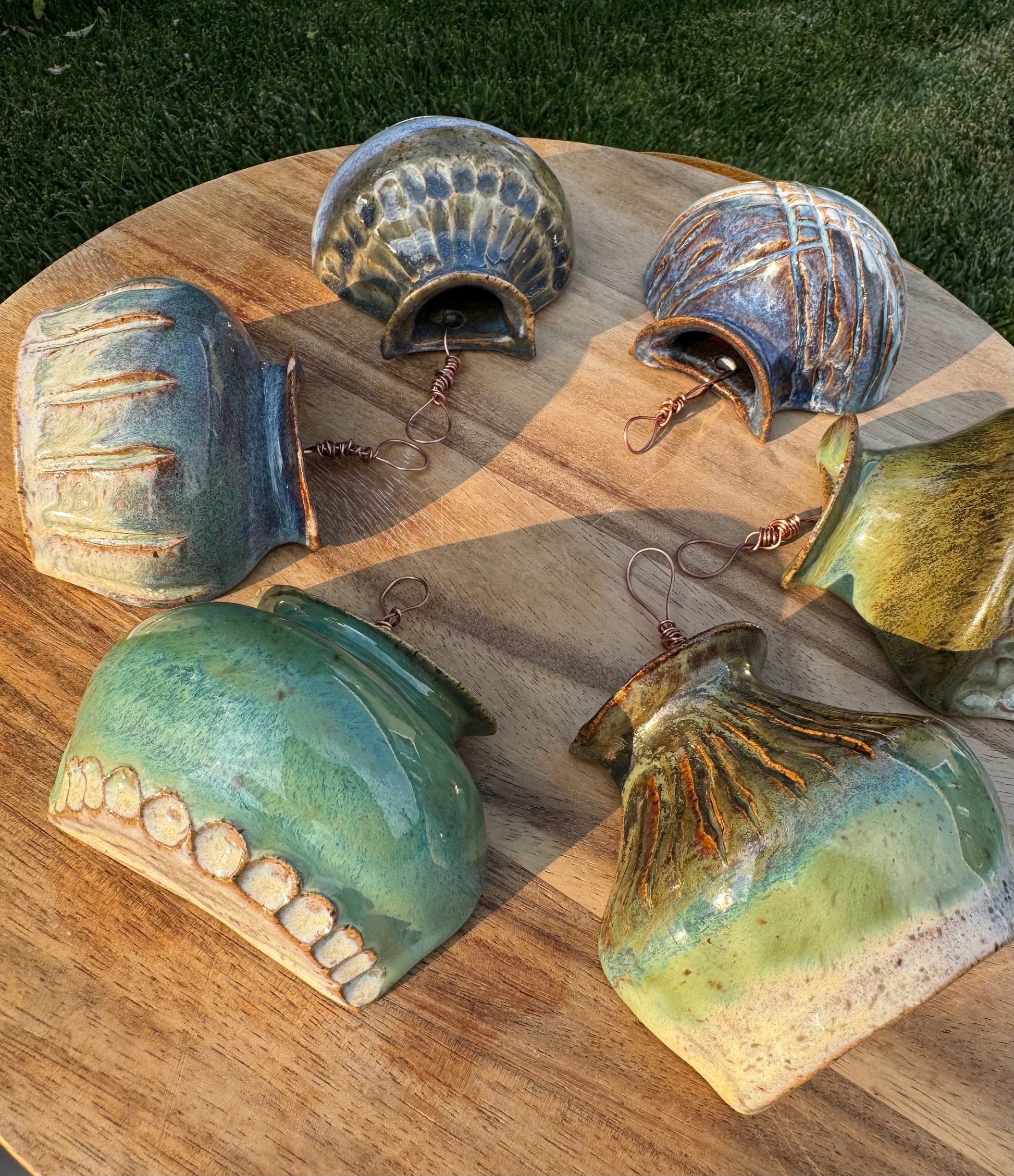 Hanging Wall Pocket Vases, Handmade Plant Pots with Copper Wire Hook, Beach Blue Glazed Ceramics — Wheel-thrown Stoneware Pottery