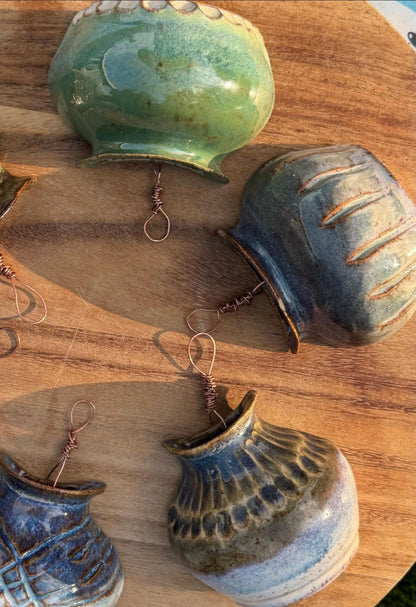 Hanging Wall Pocket Vases, Handmade Plant Pots with Copper Wire Hook, Beach Blue Glazed Ceramics — Wheel-thrown Stoneware Pottery