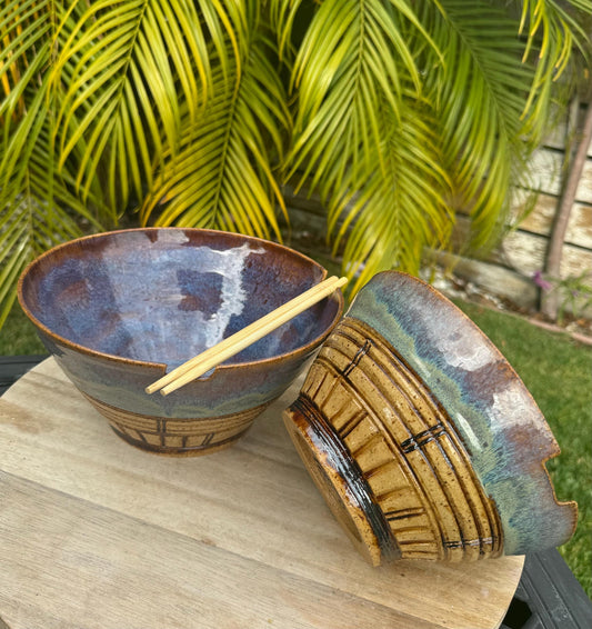 Soup Ceramic Bowls, Chopstick Rest Notches on Rim, Noodle Ramen Pho Poke Rice Grain