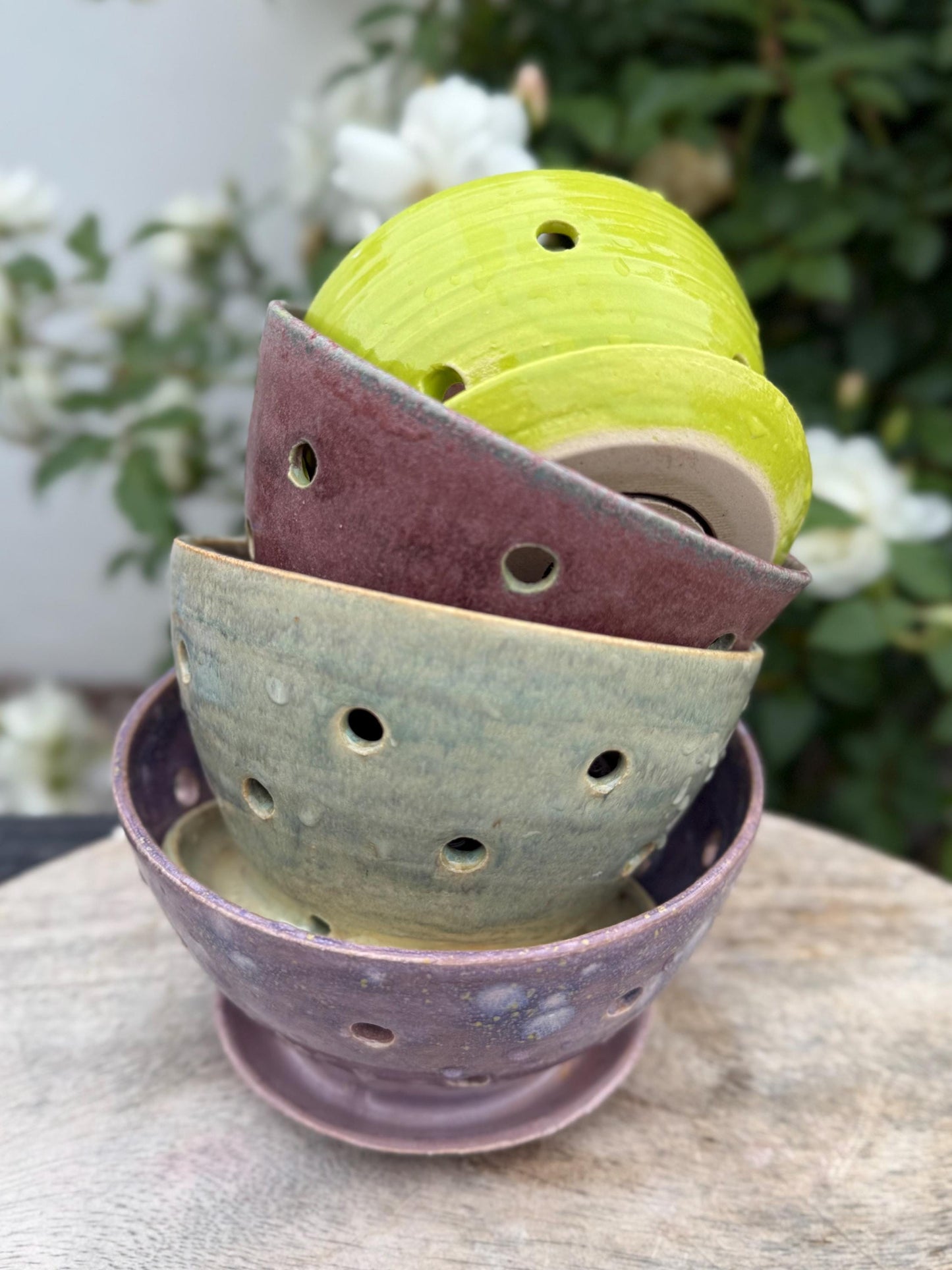 Ceramic Berry Bowl, Colander with Built-in Saucer, Wash-Eat-Store