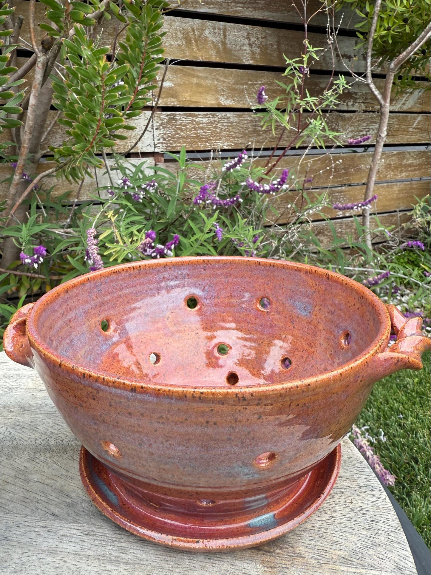 Harvest Bowls, with Twisted Handles, Large Wash & Store Colanders
