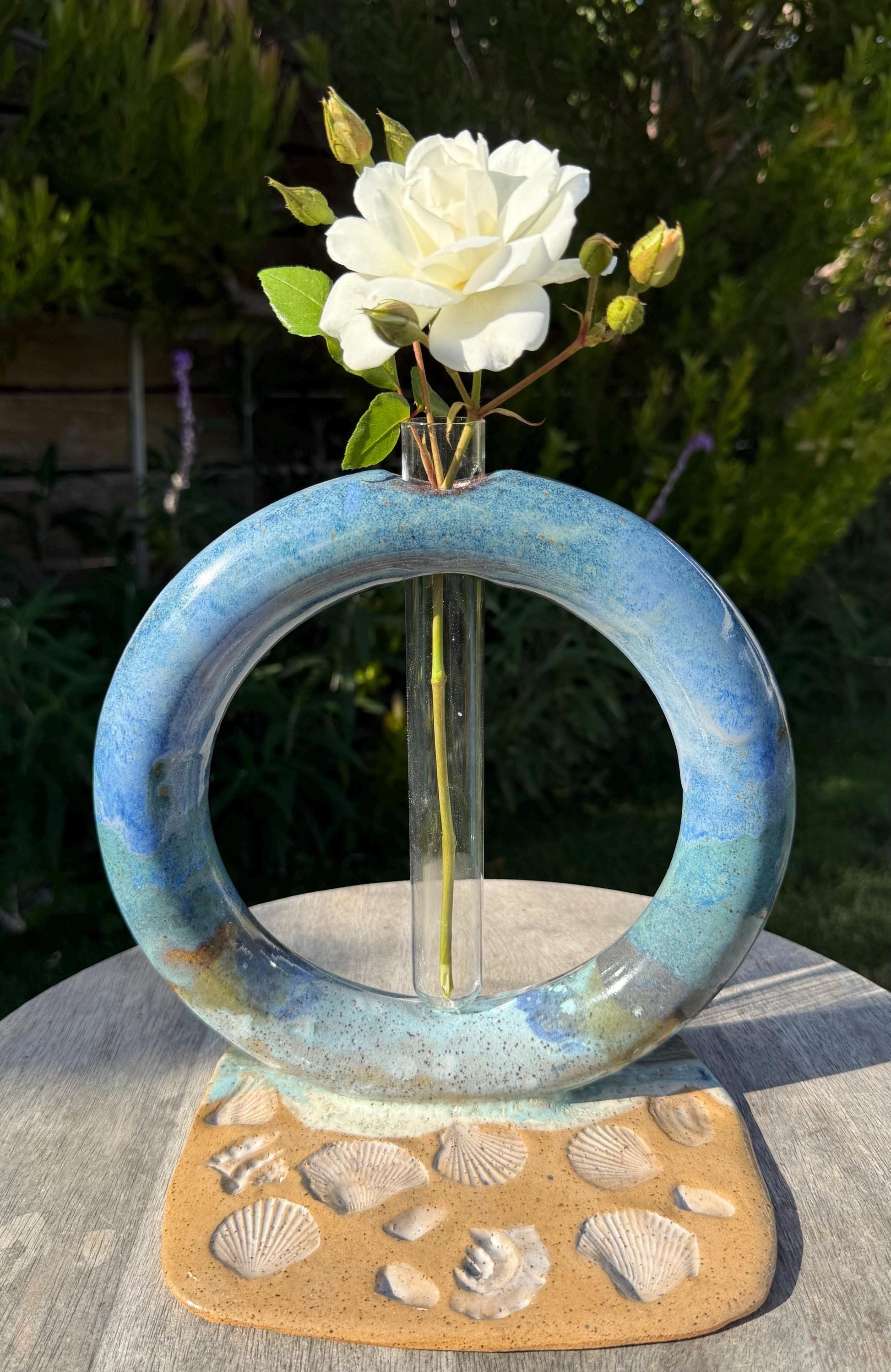 Window to the Beach Handmade Donut Vase, Ceramic Base with Glass Single Stem Tube, Beach inspired Pressed Shells — Wheel-thrown Stoneware