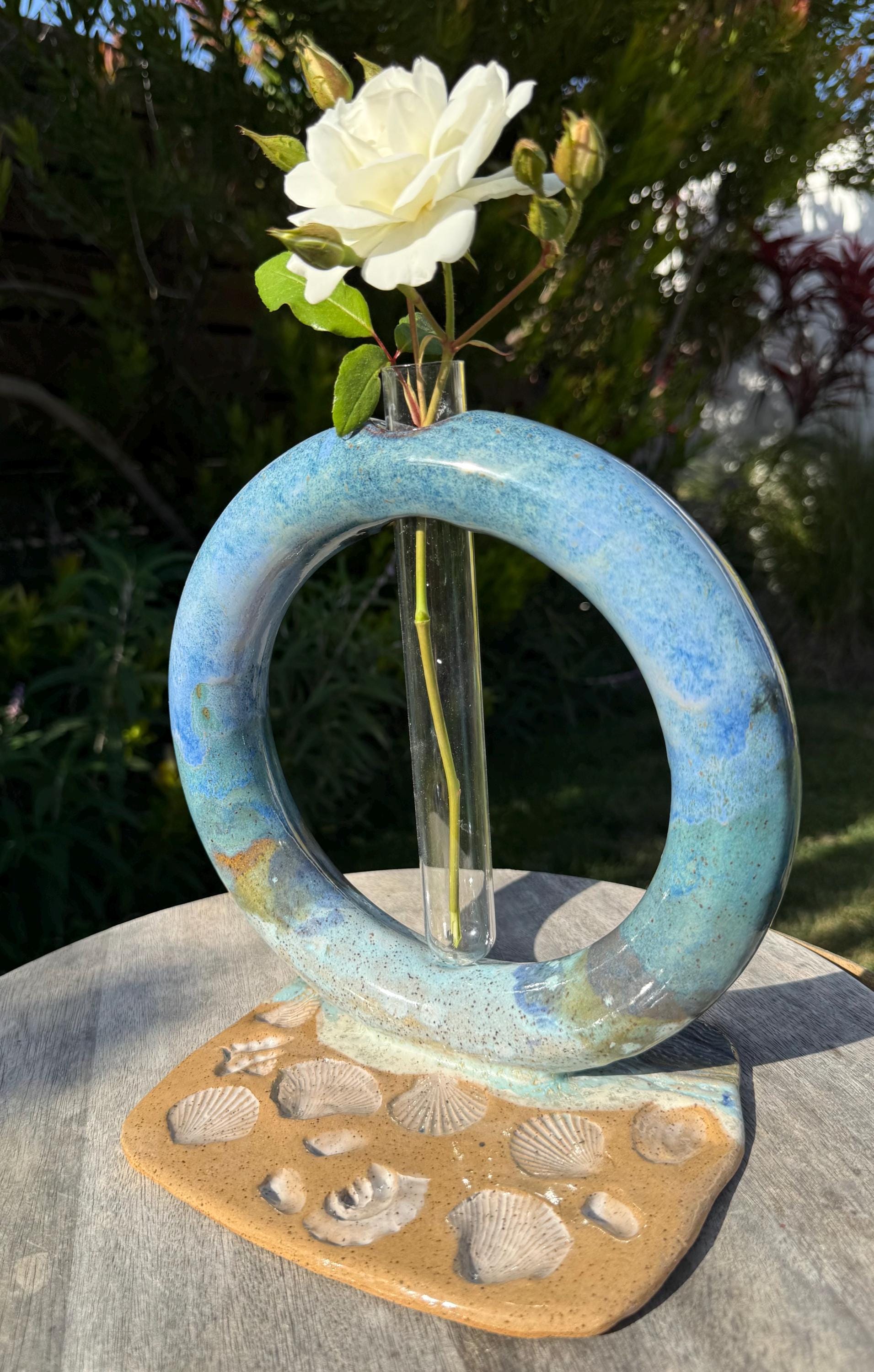 Window to the Beach Handmade Donut Vase, Ceramic Base with Glass Single Stem Tube, Beach inspired Pressed Shells — Wheel-thrown Stoneware