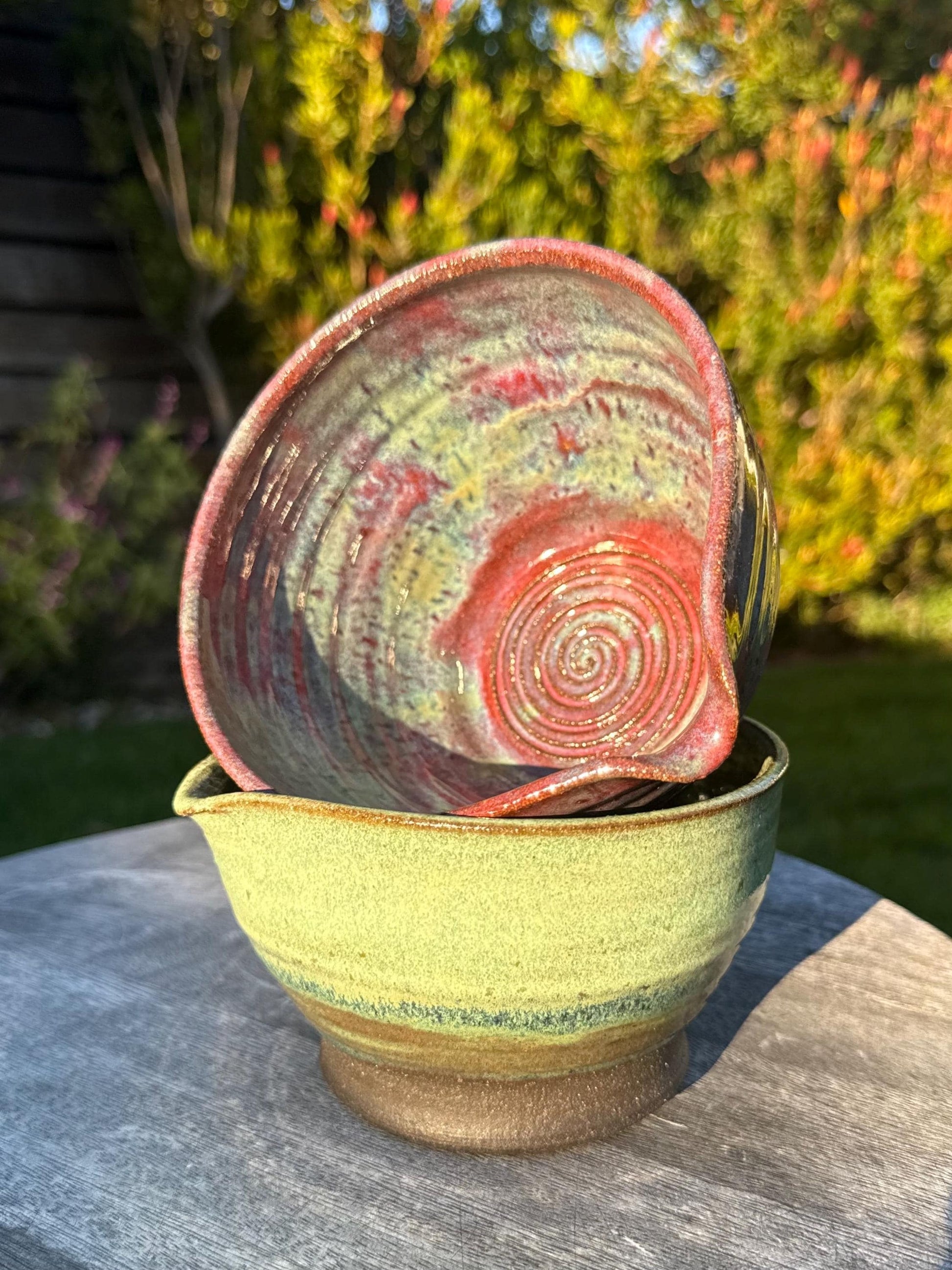 Matcha Swirl Tea Bowl with Dripless Spout and Grater in-cup for Ginger & Spcies