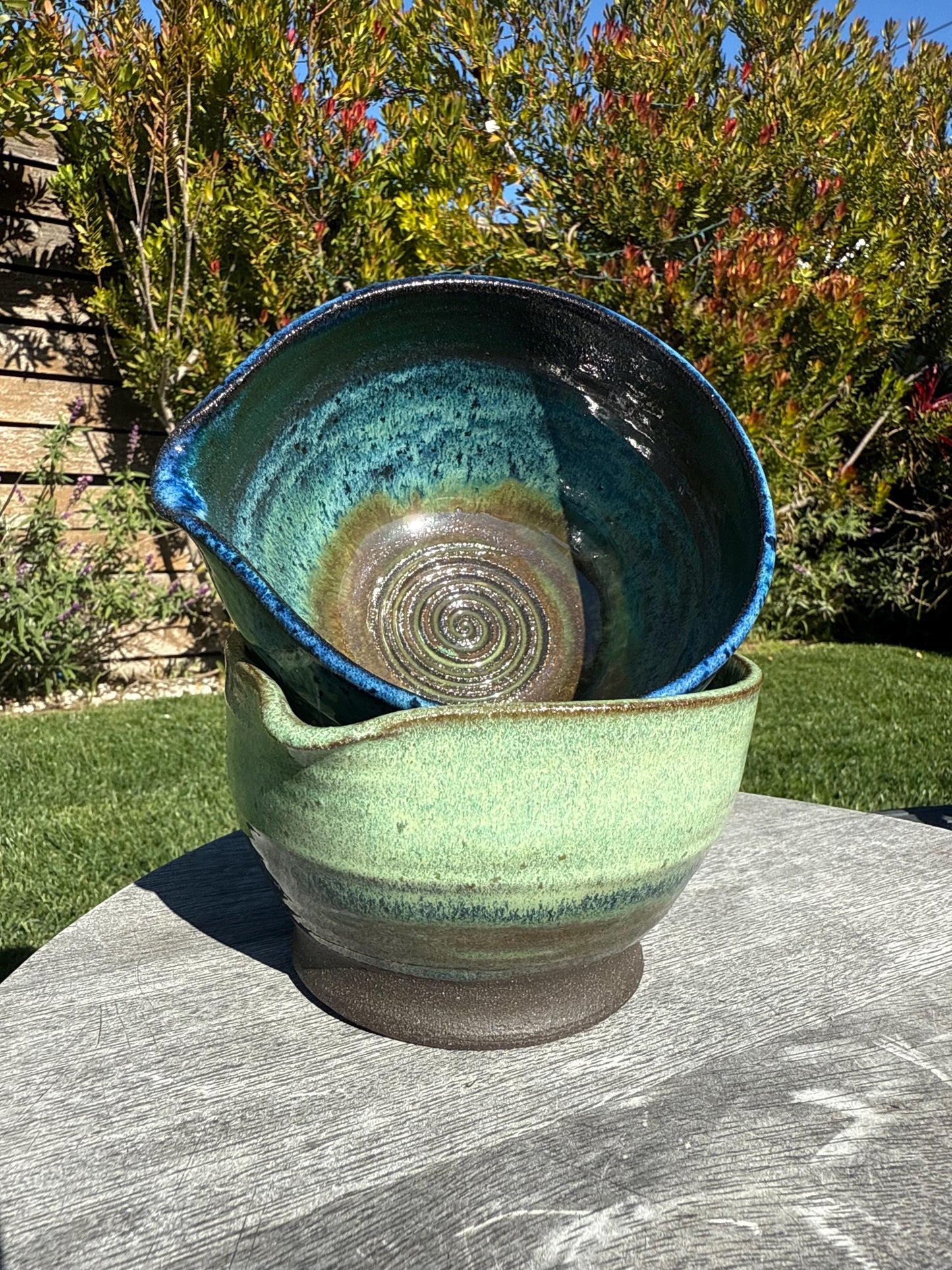 Matcha Swirl Tea Bowl with Dripless Spout and Grater in-cup for Ginger & Spcies