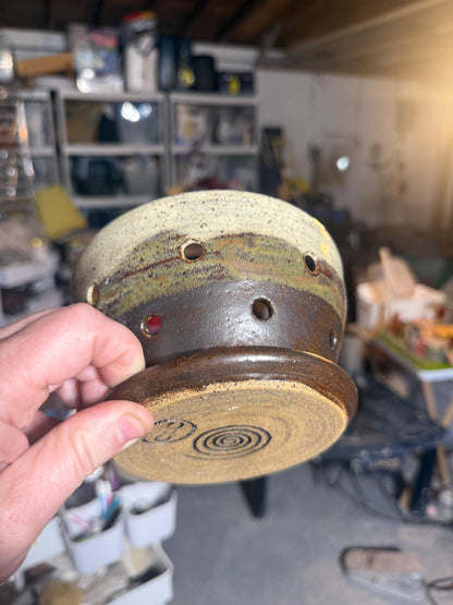 Ceramic Berry Bowl, Colander with Built-in Saucer, Wash-Eat-Store