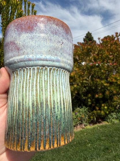 Travel Coffee Mugs with Built-in Sipping Lid, Hand-Painted and Carved Beach Wave