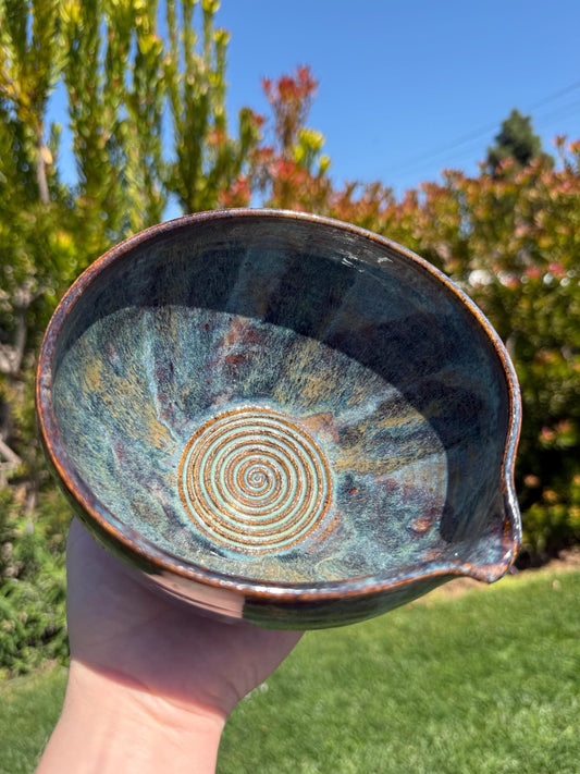 Matcha Swirl Tea Bowl with Dripless Spout and Grater in-cup for Ginger & Spcies