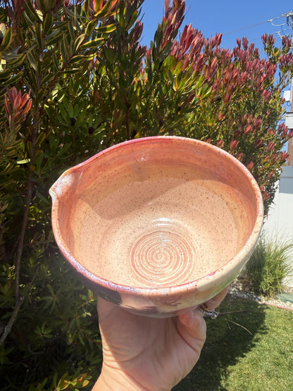 Matcha Swirl Tea Bowl with Dripless Spout and Grater in-cup for Ginger & Spcies